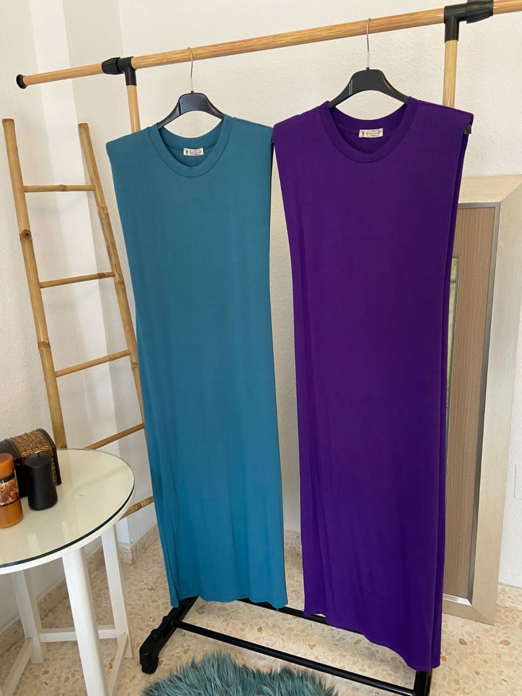 VESTIDO HOMBRERAS