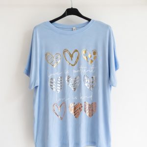 Camiseta Corazones Celeste