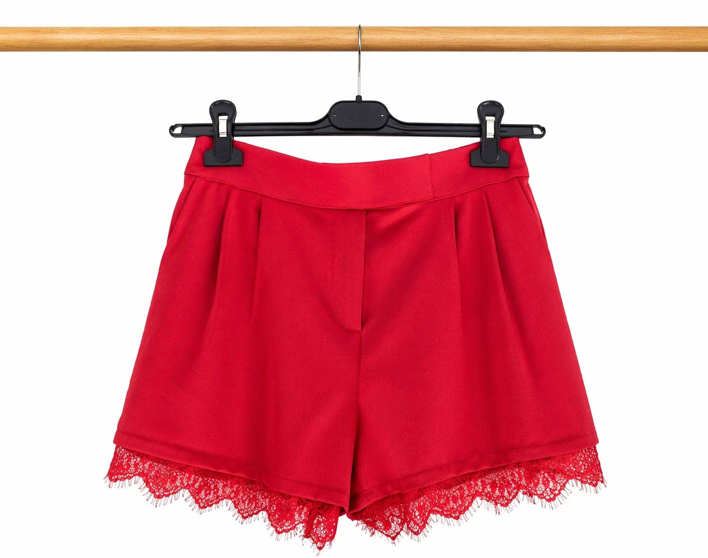 PANTALON CORTO ENCAJE